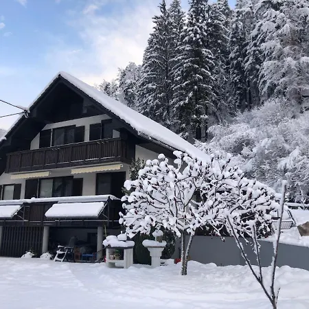 Savadolinka House *