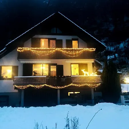 Savadolinka House * Mojstrana