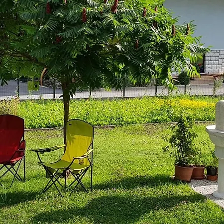 Savadolinka House Appartamento *